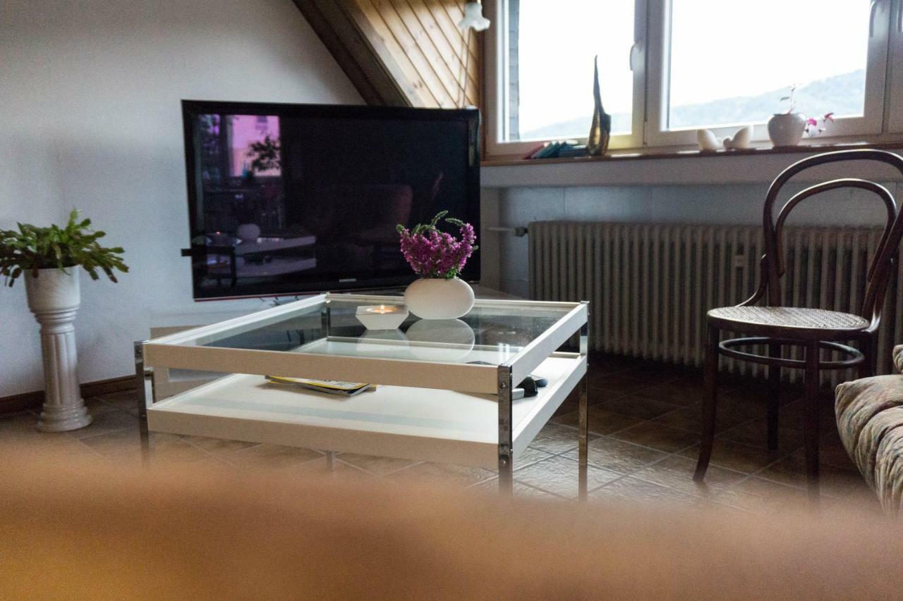 Moderne 70 Qm Wohnung Mit Grosser Dachterrasse Kinheim 外观 照片